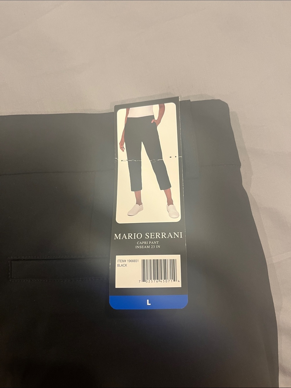 Mario Serrani Black Capri Pants NWT